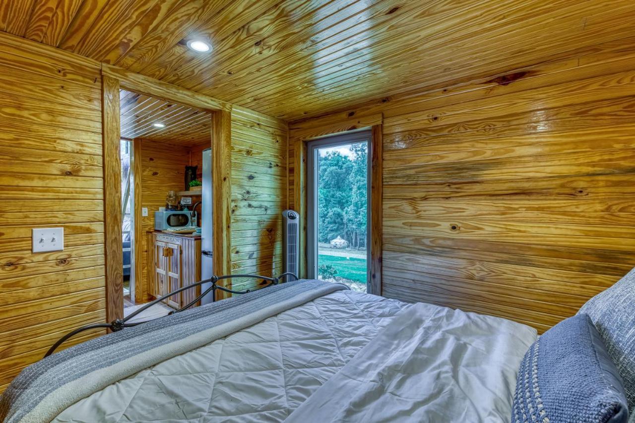 The Gemini-A Dreamy, Waterfront Tiny Cabin Rogersville Kültér fotó